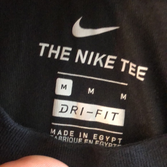 Nike DriFit Cotton T Black Medium - Picture 2 of 2